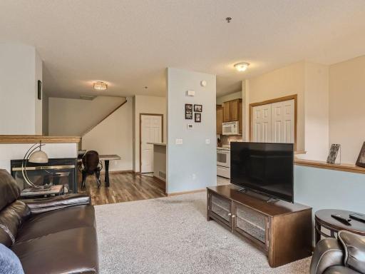 2320 Lower Afton Road E, 413, Maplewood, MN 55119