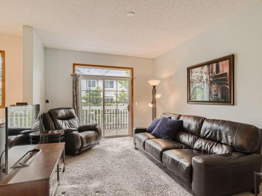 2320 Lower Afton Road E, 413, Maplewood, MN 55119