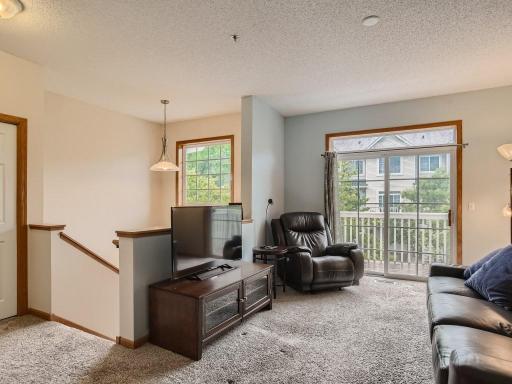 2320 Lower Afton Road E, 413, Maplewood, MN 55119