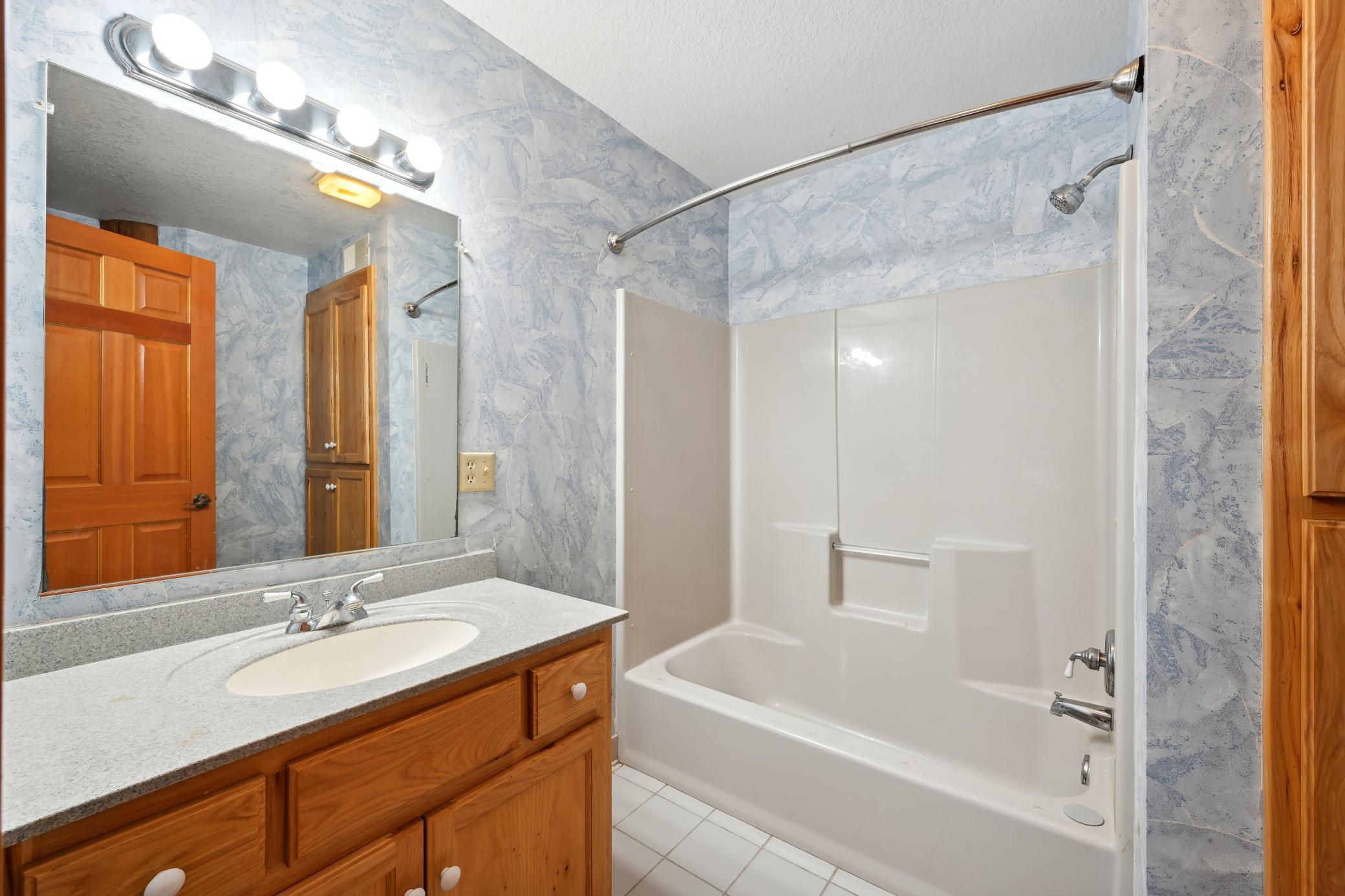 secondary upper bath