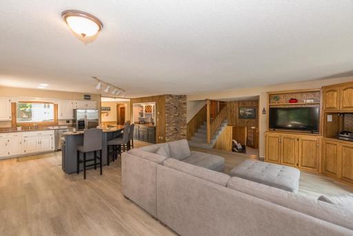 1520 Floan Point Road, Brainerd, MN 56401