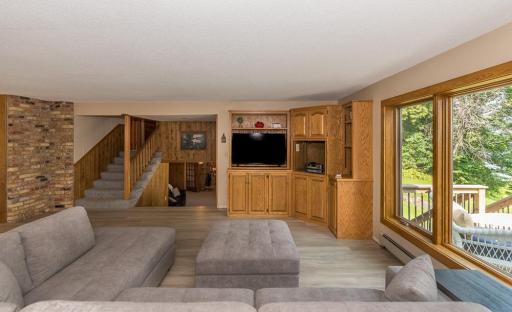 1520 Floan Point Road, Brainerd, MN 56401