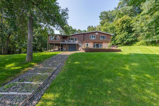 1520 Floan Point Road, Brainerd, MN 56401