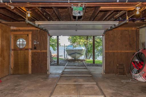 1520 Floan Point Road, Brainerd, MN 56401