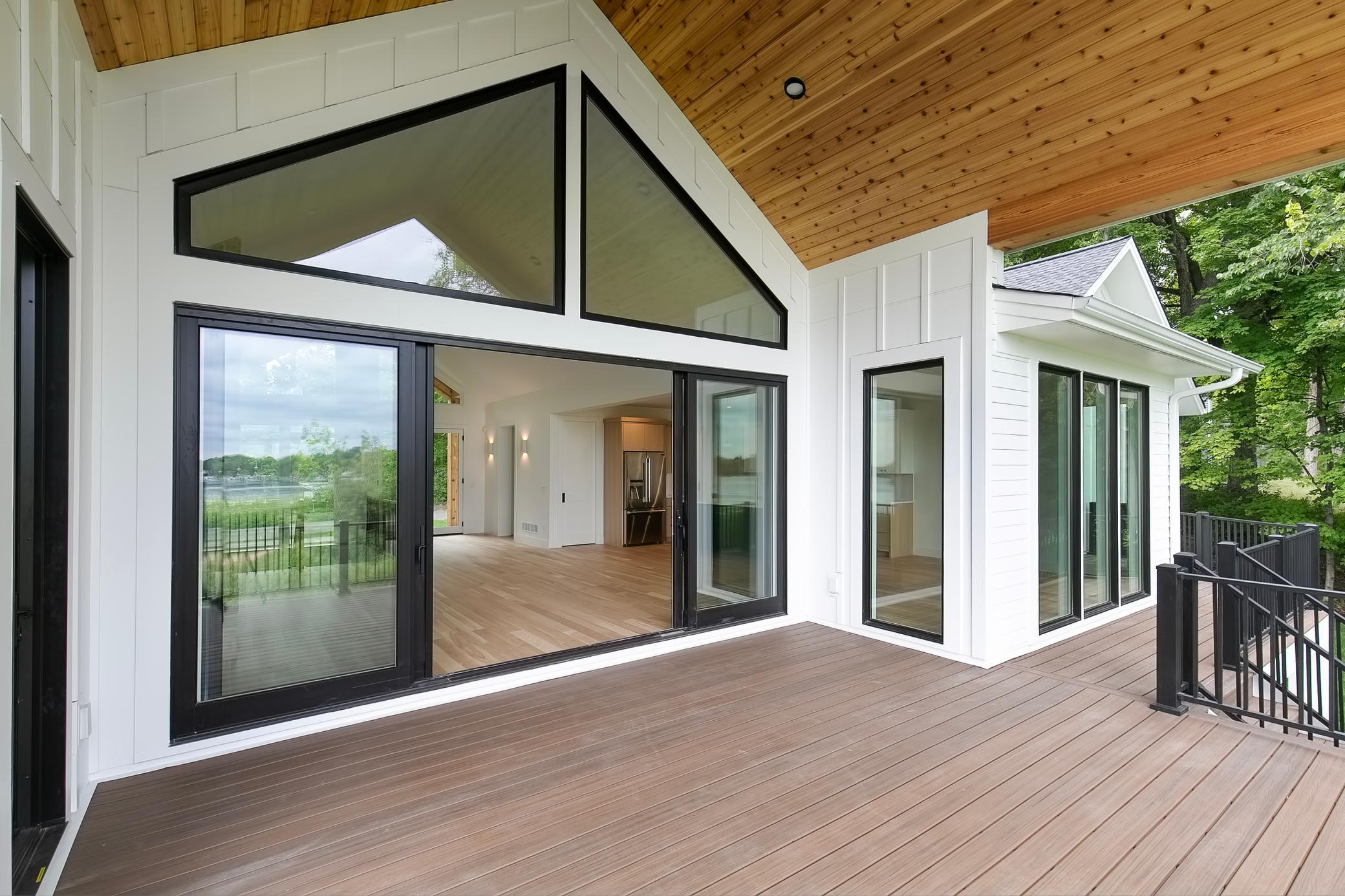 Seamless indoor outdoor living