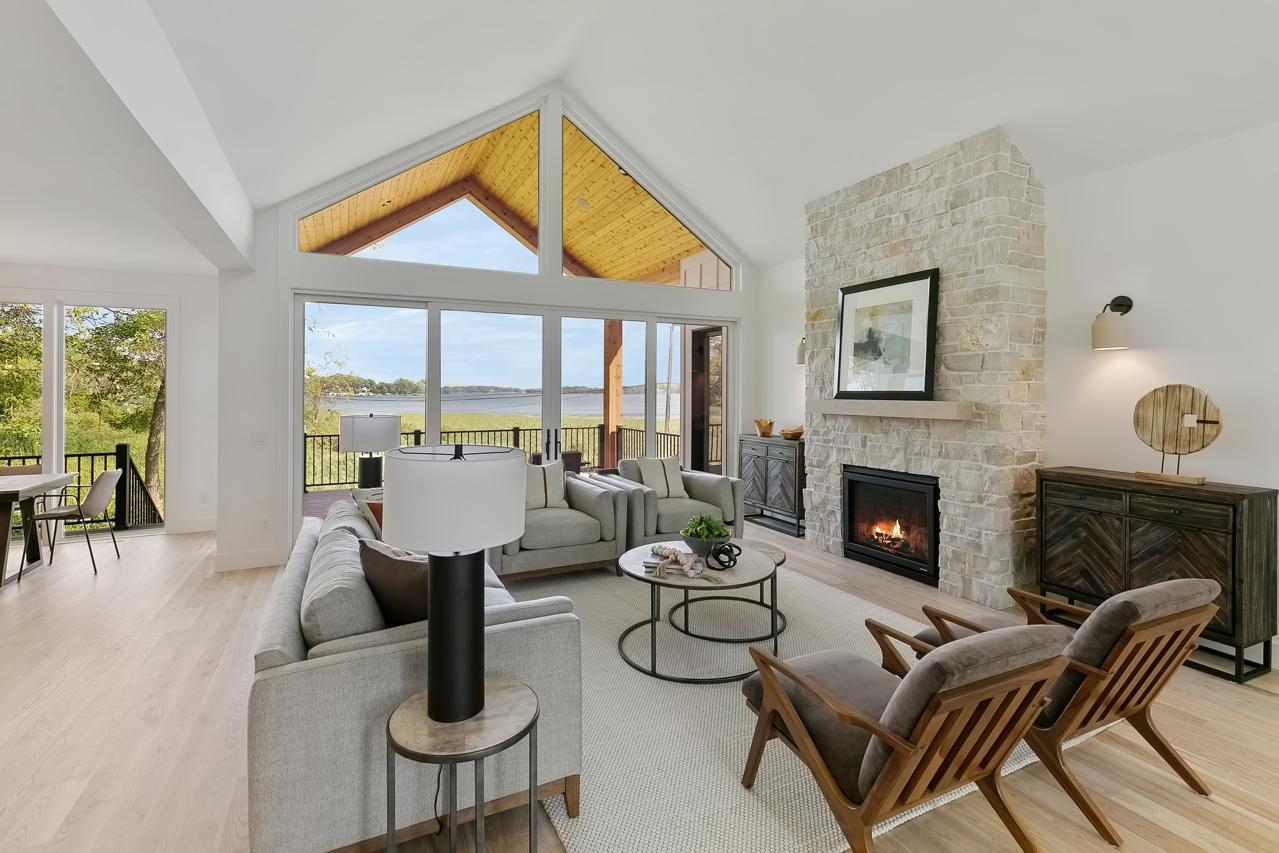 Gas fireplace