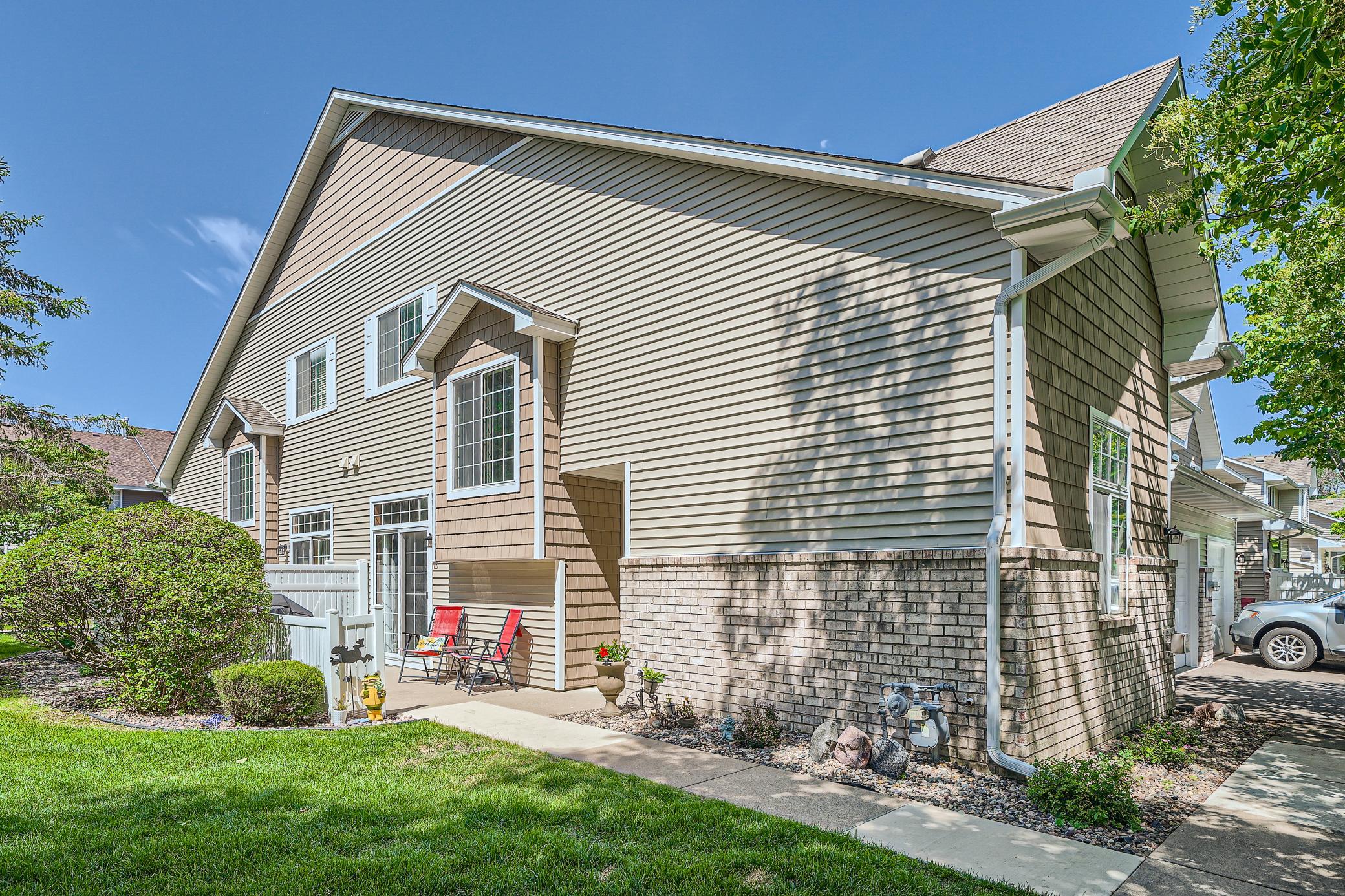 Exterior Front End Unit