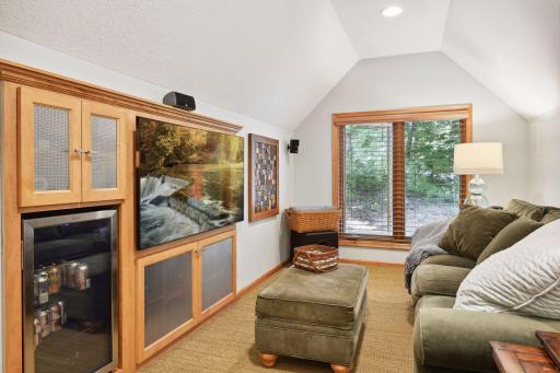 821 Smithtown Terrace, Excelsior, MN 55331