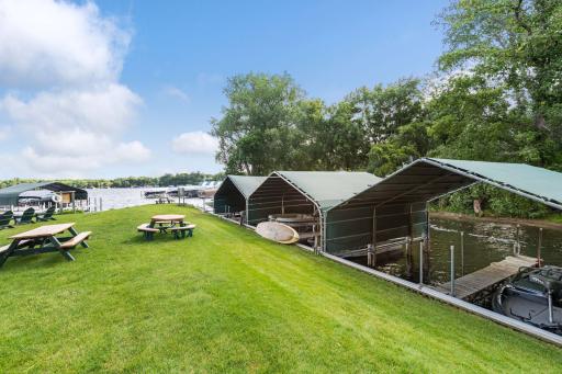 821 Smithtown Terrace, Excelsior, MN 55331