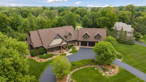 37 Spyglass Place, Saint Paul, MN 55110