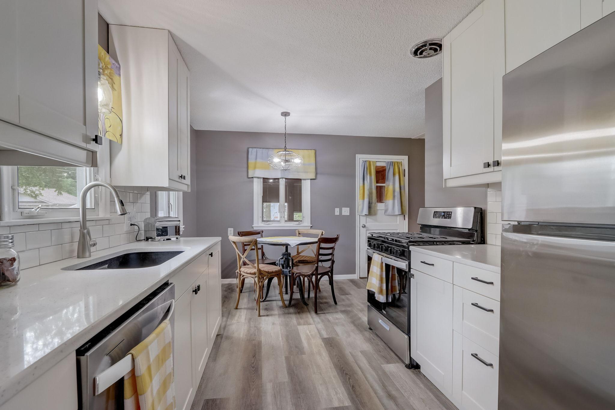 19-web-or-mls-13th Ave S-019.jpg