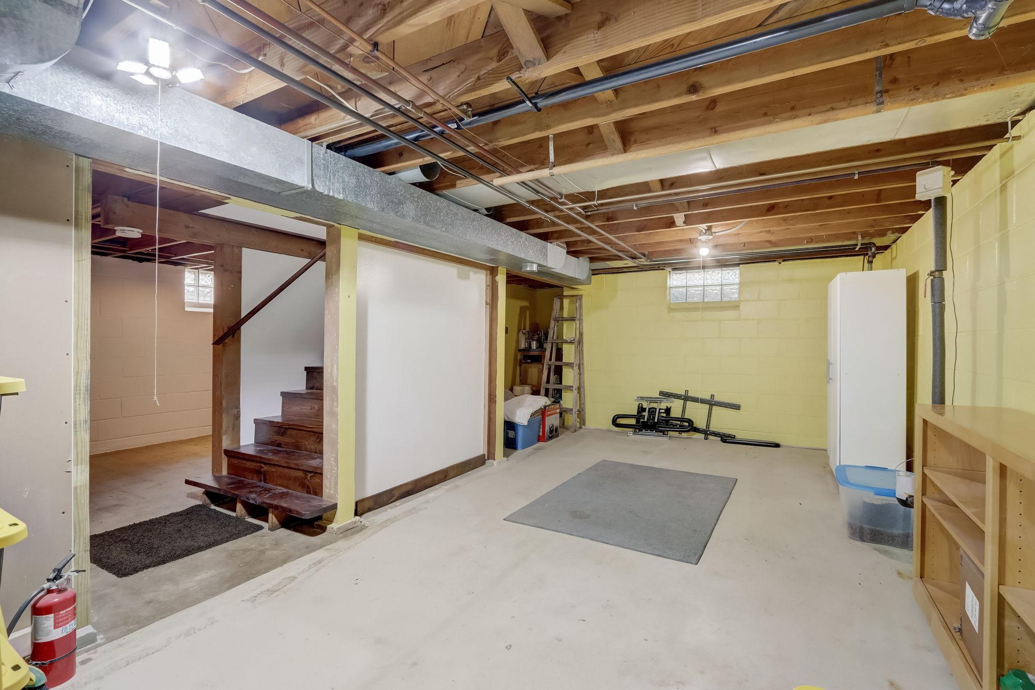 33-web-or-mls-13th Ave S-033.jpg