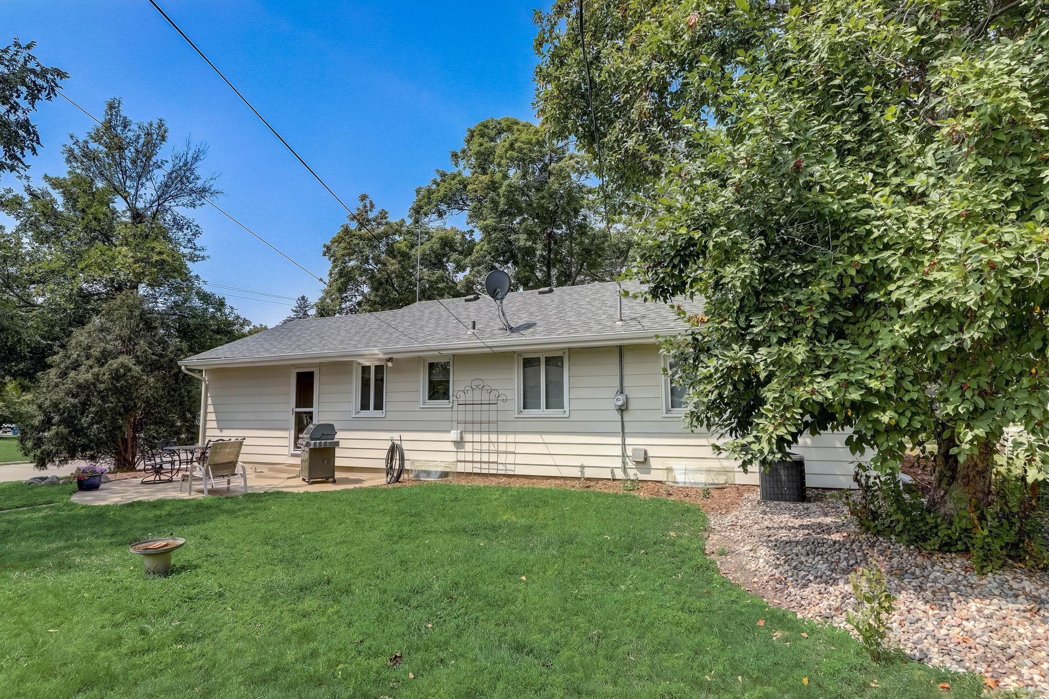 42-web-or-mls-13th Ave S-042.jpg