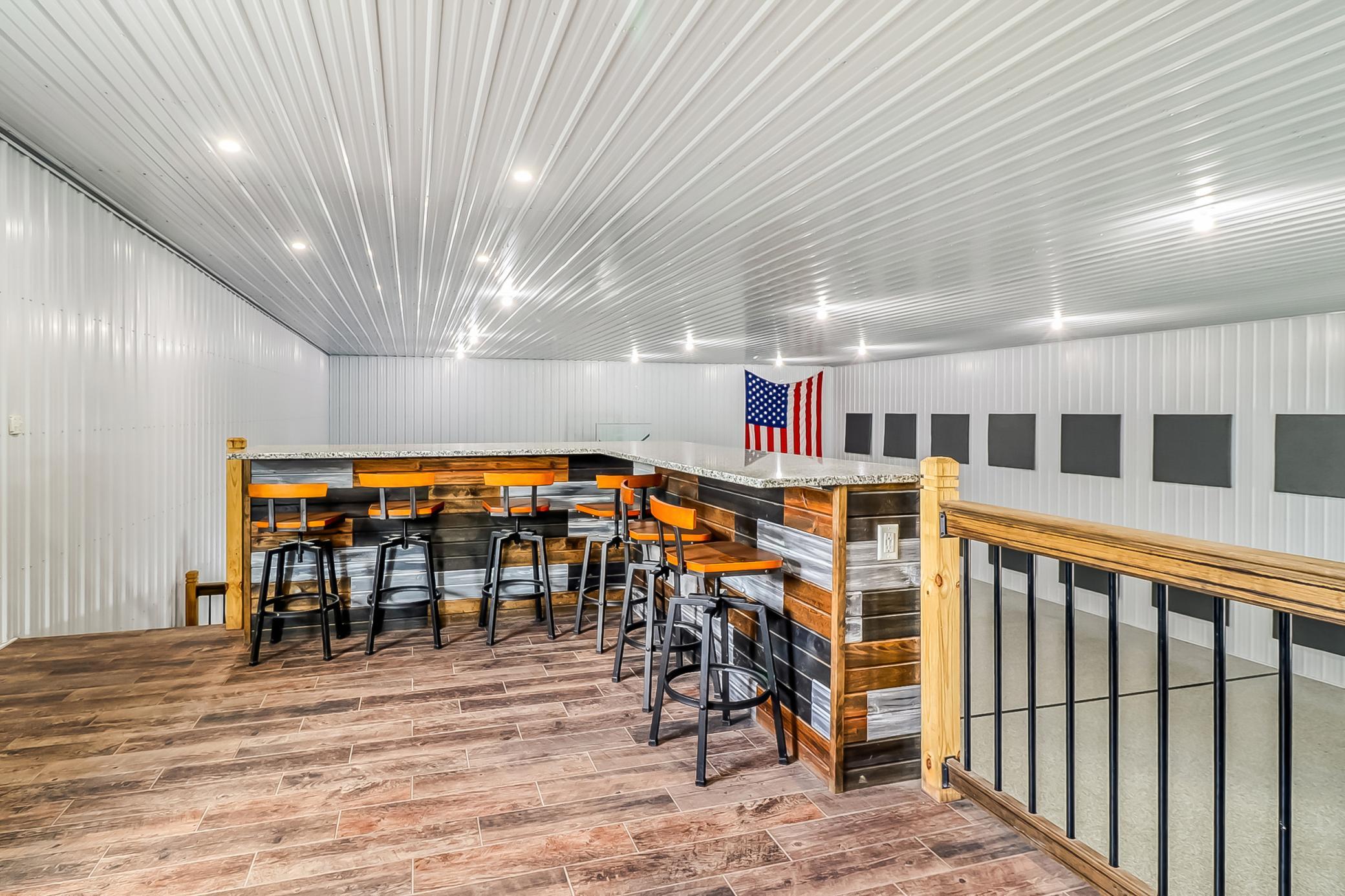 Court side Interior_Living1_5.jpg