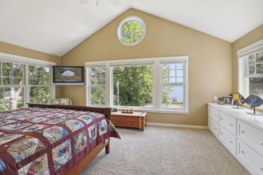 5291 W Bald Eagle Boulevard, White Bear Lake, MN 55110