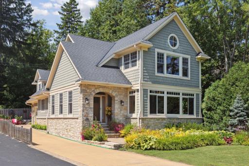 5291 W Bald Eagle Boulevard, White Bear Lake, MN 55110