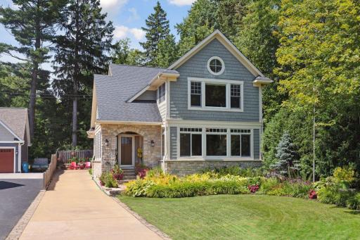 5291 W Bald Eagle Boulevard, White Bear Lake, MN 55110