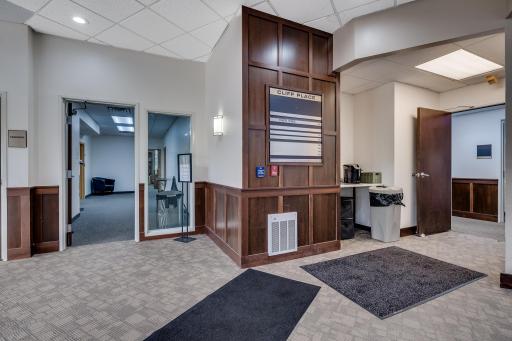 4555 Erin Drive, Eagan, MN 55122