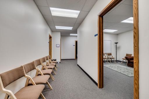4555 Erin Drive, Eagan, MN 55122