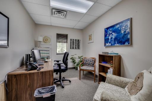 4555 Erin Drive, Eagan, MN 55122
