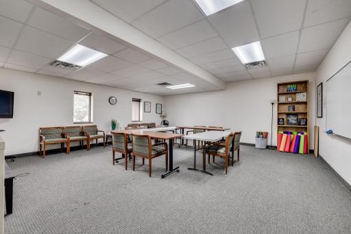4555 Erin Drive, Eagan, MN 55122