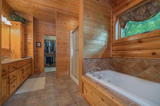 4268 Falcon Trail NW, Hackensack, MN 56452