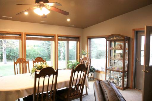 pic 14 Home - Dining Area with north facing view.JPG