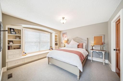 11463 Landing Road, Eden Prairie, MN 55347