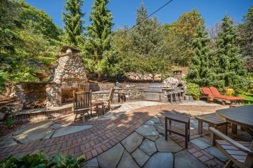 11463 Landing Road, Eden Prairie, MN 55347