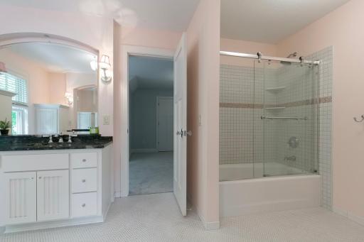 3011 Brooks Lane, Minnetonka Beach, MN 55391