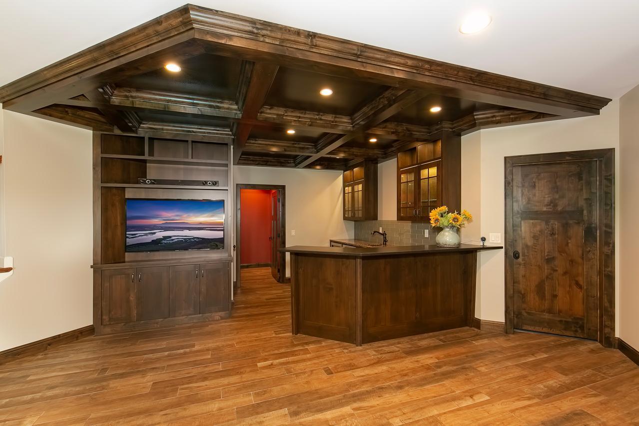 Lower level bar/entertainment center