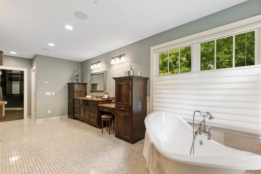 3011 Brooks Lane, Minnetonka Beach, MN 55391