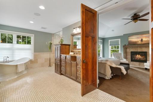 3011 Brooks Lane, Minnetonka Beach, MN 55391