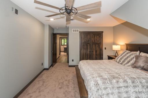 1037 County 29, Nisswa, MN 56468