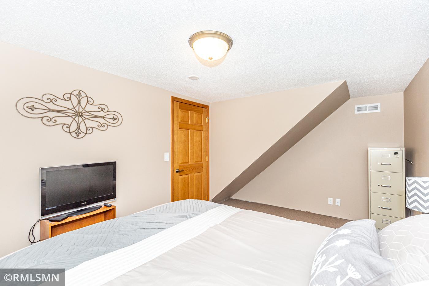 Bed 3