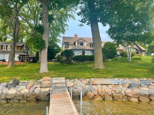 425 Lakeview Avenue, Excelsior, MN 55331