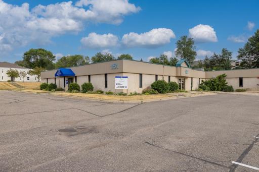 151 W Burnsville Parkway, Burnsville, MN 55337