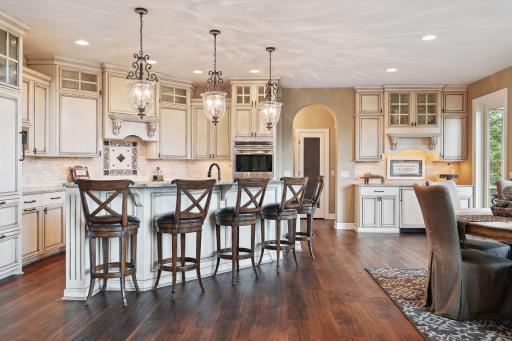 4544 Bluebell Trail N, Medina, MN 55340