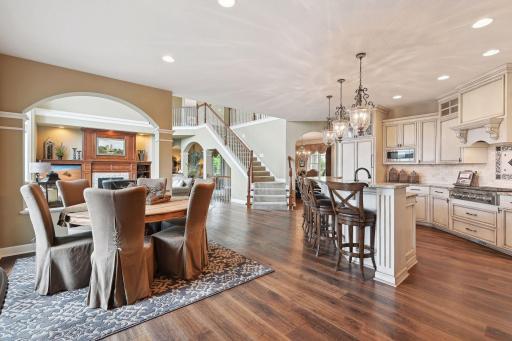 4544 Bluebell Trail N, Medina, MN 55340