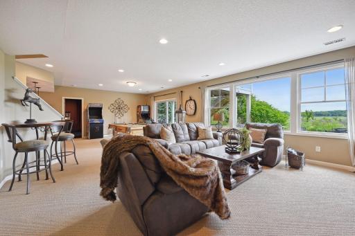 4544 Bluebell Trail N, Medina, MN 55340