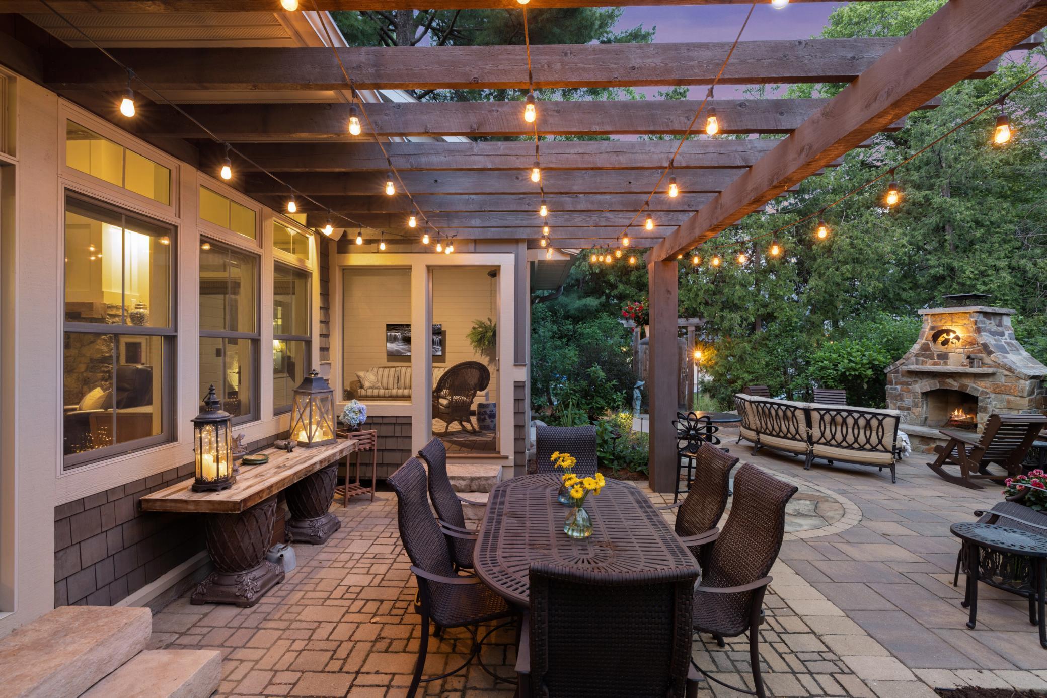 "Tivoli" garden dining