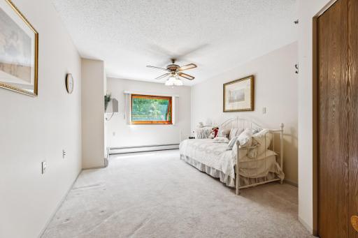 Large bedroom with 2nd A/C unit!