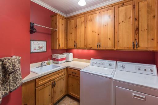 11443 Gull Lake Drive SW, Brainerd, MN 56401