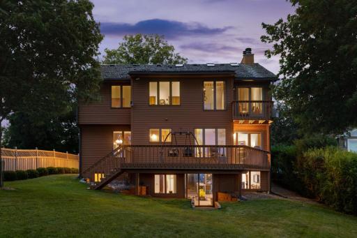 wonderful flat backyard with walkout. Lake views!