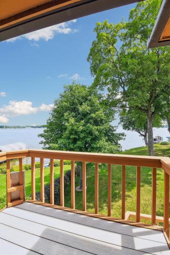 1800 Shadywood Road, Wayzata, MN 55391