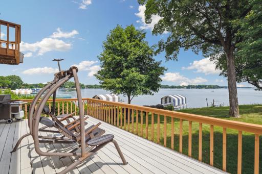 1800 Shadywood Road, Wayzata, MN 55391