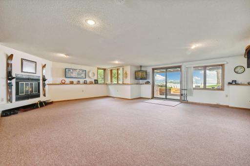 1800 Shadywood Road, Wayzata, MN 55391