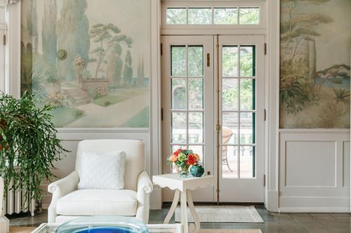 You really need to see this Original Frieze from 1920!!! Courtyard access through Sunroom too!