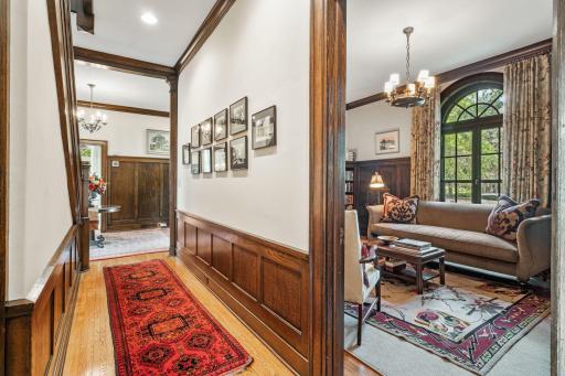 470 Summit Avenue, Saint Paul, MN 55102