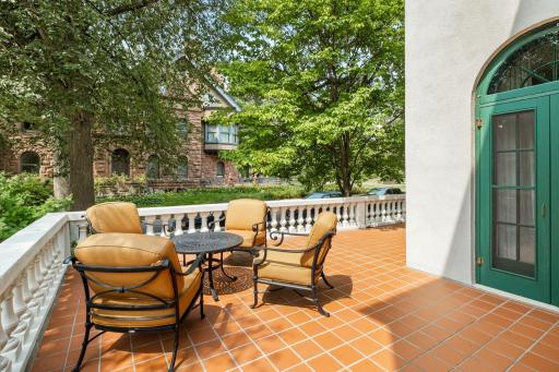 470 Summit Avenue, Saint Paul, MN 55102